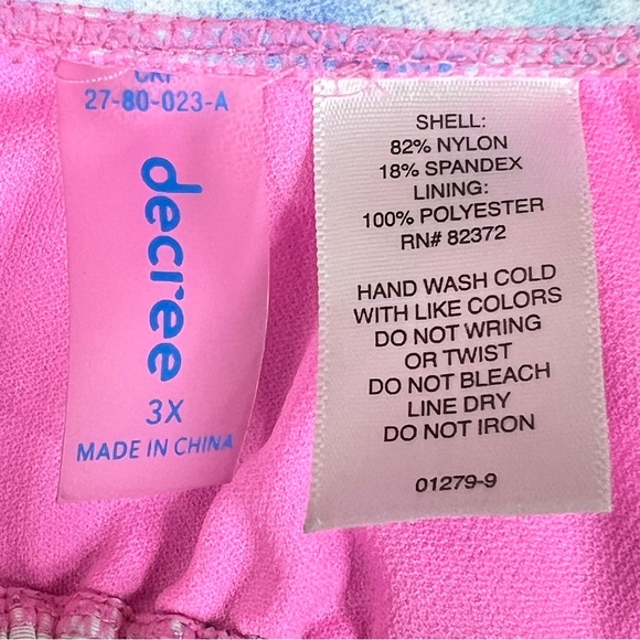 Decree Size 3X Tie Dye Ruffle Hem Tie Front Bikini Padded Top w/Side Wir… - Picture 10 of 11